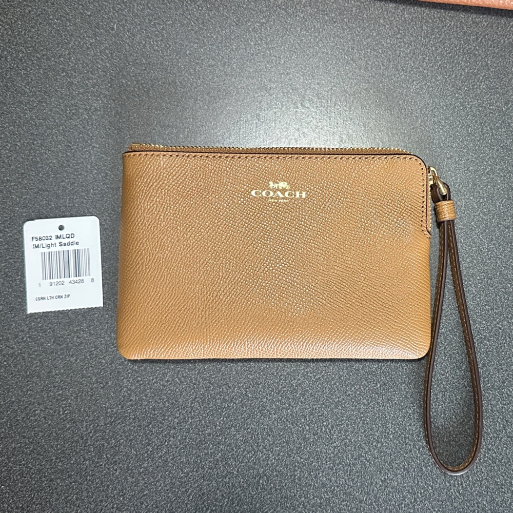 Coach Brown Leather Wristlet New